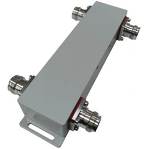 2x2 Hybrid Coupler för 4.3-10-kontakter. Carrier Grade 380-3800 MHz Low PIM <-160 dBc@2x43 dB. 300W. IP65.