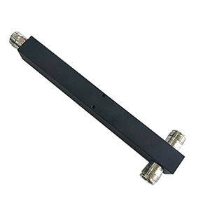 2-vägs splitter för 4.3-10. Carrier Grade. 380-3800 MHz Low PIM < -160 dBc 300W IP65.