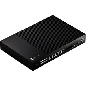 Celerway Xv router med 3 st 5G radio CWY-M5.5-E6C3W1D