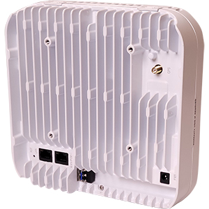5G basstation (gNodeB) för privata 5G-nät (band n78 3270-3800 MHz). För inomhusbruk. 2x250 mW. OBS kräver licens.